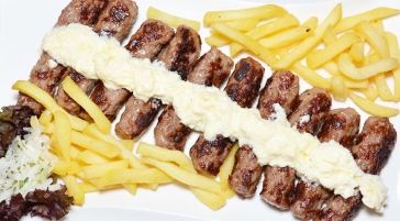 Cevapcici im Rahmsauce